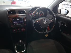 Volkswagen Polo sedan 1.4 Comfortline - Image 11