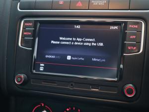 Volkswagen Polo sedan 1.4 Comfortline - Image 16