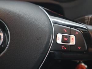 Volkswagen Polo sedan 1.4 Comfortline - Image 20