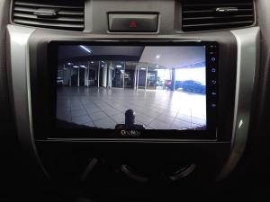 Nissan Navara 2.5DDTi double cab SE auto - Image 16