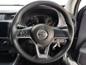 Nissan Navara 2.5DDTi double cab SE auto - Image 17