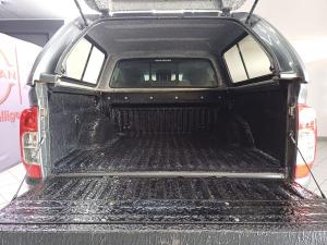 Nissan Navara 2.5DDTi double cab SE auto - Image 9