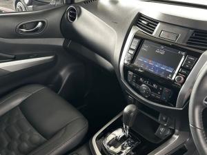 Nissan Navara 2.5DDTi double cab LE Plus - Image 19