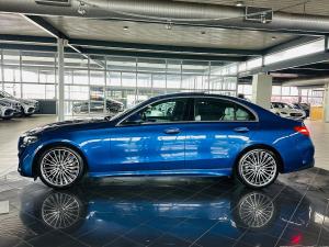 Mercedes-Benz C-Class C200 AMG Line - Image 12