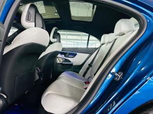 Mercedes-Benz C-Class C200 AMG Line - Image 6