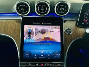 Mercedes-Benz C-Class C200 AMG Line - Image 8