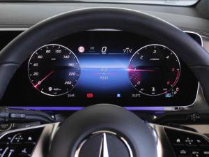 Mercedes-Benz V-Class V300d Exclusive - Image 7