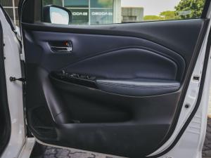 Toyota Starlet 1.5 XR auto - Image 11