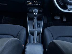 Toyota Starlet 1.5 XR auto - Image 13