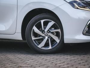 Toyota Starlet 1.5 XR auto - Image 2