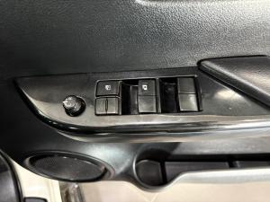 Toyota Hilux 2.4GD-6 double cab 4x4 SRX - Image 9