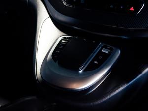 Mercedes-Benz V-Class V300d Exclusive - Image 16