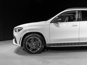 Mercedes-Benz GLE GLE300d 4Matic - Image 3