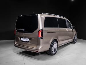 Mercedes-Benz V-Class V300d Exclusive - Image 28