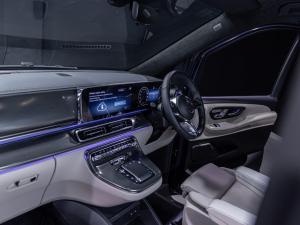 Mercedes-Benz V-Class V300d Exclusive - Image 14