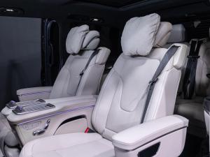 Mercedes-Benz V-Class V300d Exclusive - Image 15