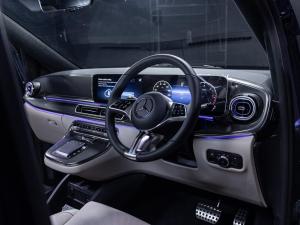 Mercedes-Benz V-Class V300d Exclusive - Image 18
