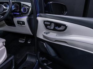 Mercedes-Benz V-Class V300d Exclusive - Image 19
