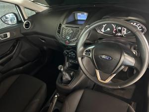 Ford Fiesta 5-door 1.0T Trend - Image 11