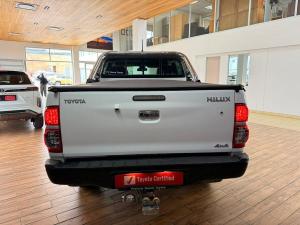 Toyota Hilux 4.0 V6 double cab 4x4 Raider Dakar edition - Image 5