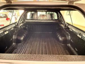 Toyota Hilux 2.4GD-6 double cab 4x4 Raider X manual - Image 13