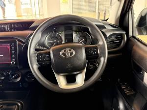Toyota Hilux 2.4GD-6 double cab 4x4 Raider X manual - Image 18