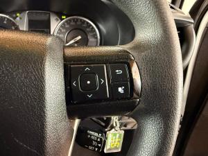 Toyota Hilux 2.4GD-6 double cab 4x4 Raider X manual - Image 20