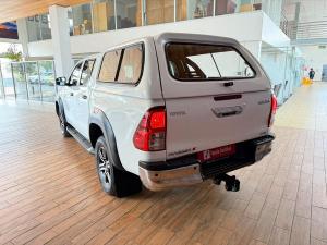 Toyota Hilux 2.4GD-6 double cab 4x4 Raider X manual - Image 6