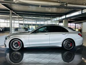 Mercedes-Benz C-Class C63 S - Image 15