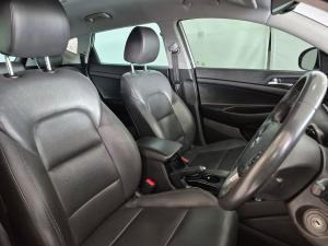 Hyundai Tucson 2.0 Executive - Image 14