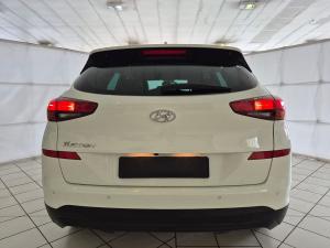 Hyundai Tucson 2.0 Executive - Image 7