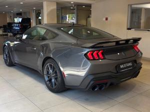 Ford Mustang Dark Horse fastback - Image 3