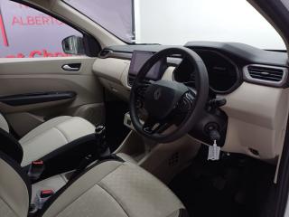 Renault Triber 1.0 Techno