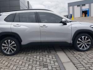 Toyota Corolla Cross 1.8 Hybrid XR - Image 8