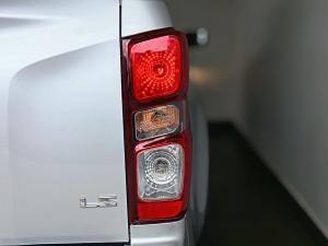 Isuzu D-Max 1.9TD double cab LS manual - Image 13