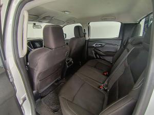 Isuzu D-Max 1.9TD double cab LS manual - Image 16