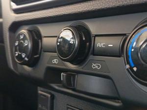 Isuzu D-Max 1.9TD double cab LS manual - Image 26