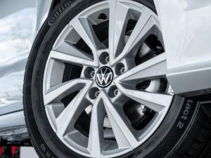 Volkswagen Polo Vivo hatch 1.4 Life - Image 4