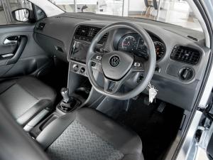Volkswagen Polo Vivo hatch 1.4 Life - Image 8