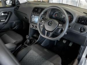 Volkswagen Polo Vivo hatch 1.4 Life - Image 5
