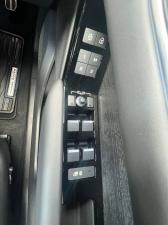 Land Rover Range Rover Velar D300 Autobiography - Image 16