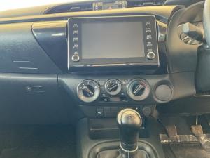 Toyota Hilux 2.4GD-6 single cab Raider manual - Image 15