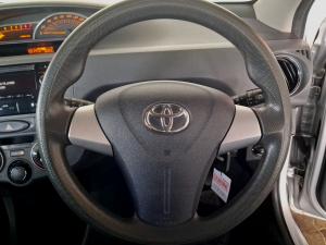 Toyota Etios hatch 1.5 Sprint - Image 8