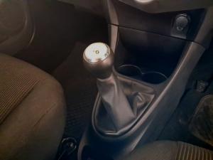 Toyota Etios hatch 1.5 Sprint - Image 10