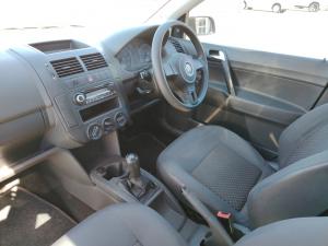 Volkswagen Polo Vivo sedan 1.4 - Image 7
