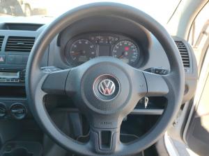 Volkswagen Polo Vivo sedan 1.4 - Image 8