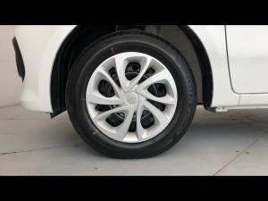 Toyota Vitz 1.0 - Image 18