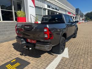 Toyota Hilux 2.8GD-6 48V double cab 4x4 Legend - Image 2