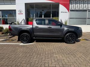 Toyota Hilux 2.8GD-6 48V double cab 4x4 Legend - Image 3