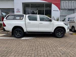 Toyota Hilux 2.4GD-6 double cab 4x4 Raider auto - Image 3